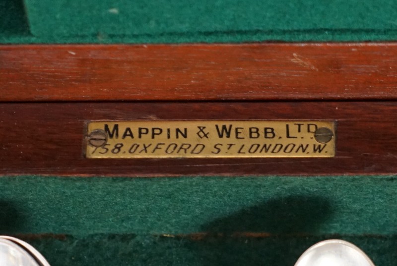 MAPLE & CO THOMAS CHIPPENDALE CAREVED VICTORIAN MAHOGANY CUTLERY SIDE END TABLE gallery