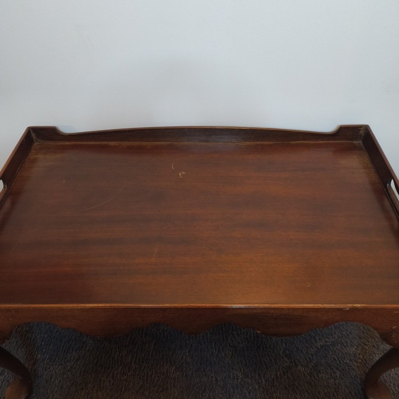 Vintage Kittinger Colonial “Old Dominion” Chippendale Mahogany Coffee Tea Table