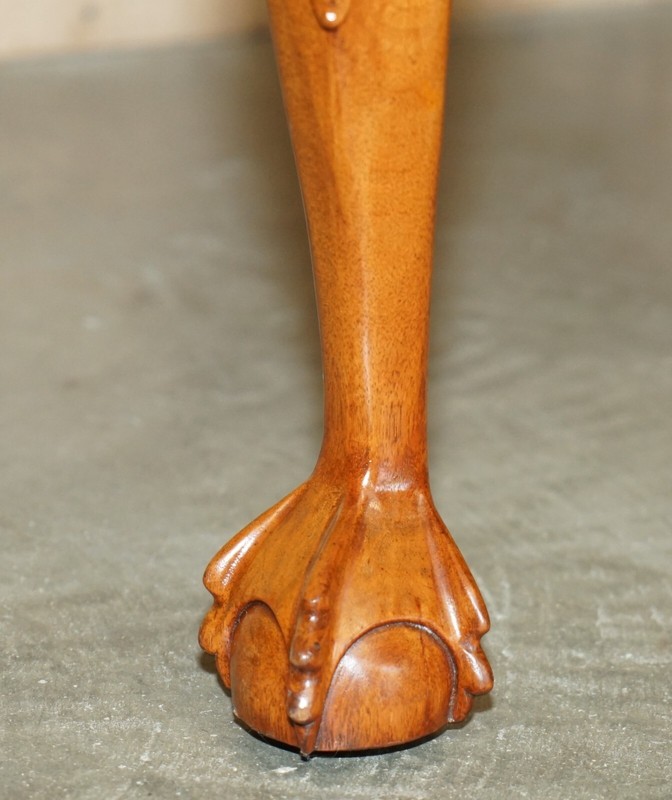 STUNNING HAND CARVED CLAW & BALL FOOT MAHOGANY COFFEE TRAY TABLE REMOVABLE TRAY gallery