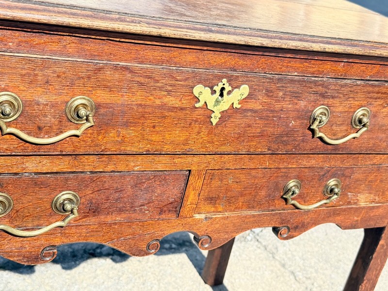 Antique serving table Chippendale 1770 3 drawer low boy 18th century country gallery