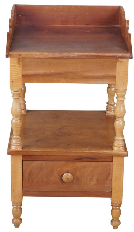 Early American Maple & Cherry Two Tier Side Accent Table Dry Sink Washstand 32″