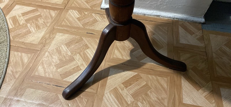 Nice Coffee Table Wood Great Condition gallery