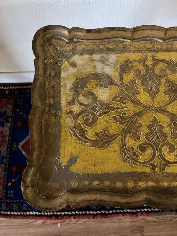 Set Of 2 Italia “Florentine” Gold Gilt Nesting Tables Ornate Design Italy gallery
