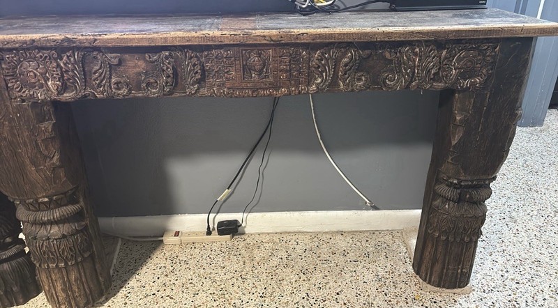Antique Table gallery