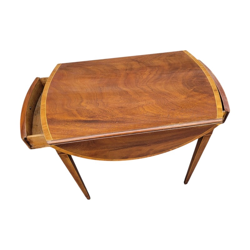 1940s Mahogany Pembroke Table Banded Inlay American Drop Leaf Side Table gallery